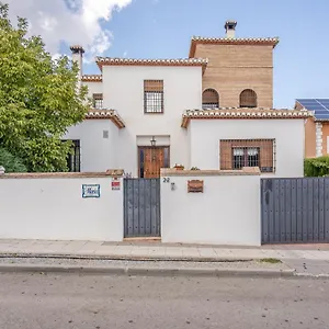 Villa María Con Exterior Privado, Belicena
